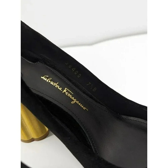Salvatore Ferragamo Capua 85 Women's Flower Heel Satin Pump Size 7.5 (MSRP $850) - Picture 7 of 12